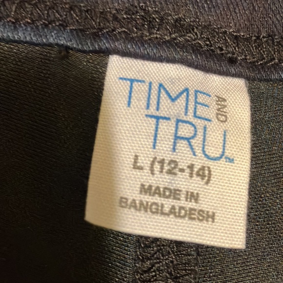 NWT LG 12-14,TIME & TRU MID RISE CAPRIS & NWOT 12-14 JEGGINGS - Picture 5 of 11